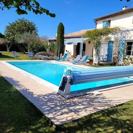 La Villa Des Lavandes - A 300M Du Centre, Au Calme, Et Au Vert ! L'Isle-sur-la-Sorgue Exterior photo